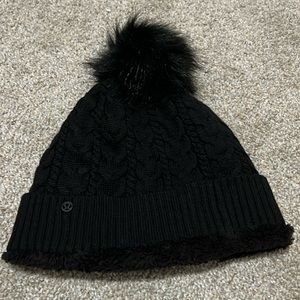 Lululemon Knit Hat and gloves